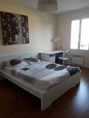 maison de ville à proximité de  Bordeaux dans une petite rue. A 10mn de la gare  Bègles, France Chambre à Begles proche de Bordeaux. Private room in townhouse vacation rental 27910833