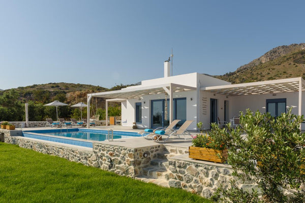 Villa Siriatis with a fantastic seaview offers 115 sqm of living area includes 3 Tympaki, Greece Villa Siriatis Seaview Entire villa vacation rental 649184870970971789