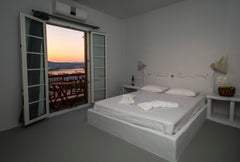 This apartment has been newly renovated with alot of love and attention to tradi  Niko's home Entire condo vacation rental 32581335