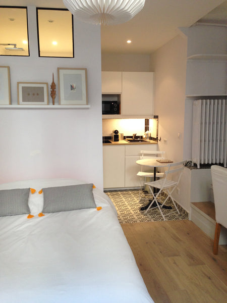 Located in the center of a cul-de-sac typical for the 14th arrondissement, near  Paris, France Attractive studio in a charming cul-de-sac. Private room in rental unit vacation rental 12808292