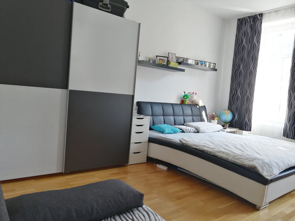 Nice room for in in the wondeeful Christmas time of Vienna. 10 minutes far away  Vienna, Austria Nice room, 10 minutes away from the centre Private room in rental unit vacation rental 35571676