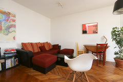 In the thick of the 9th district, close to the legendary Galeries Lafayette (wal Paris, France Lovely bright flat, Paris center Entire rental unit vacation rental 3160254