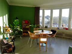 Je mets à disposition mon bel appartement de 85m2 situé au 5ème étage d'un immeu  Superbe appartement 85m2 bien équipé - 1ch. Entire rental unit vacation rental 710589244274795316
