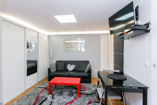 Right in the middle area of the street Saint Honoré, 2 steps from the Opera, rue Paris, France Saint-Honoré Louvre Vendôme Entire rental unit vacation rental 48498