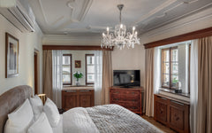 Luxury Suite offers elegant antique furnighing and charming views of the histori  Luxury Suite - Aurus Old Town Room in hotel vacation rental 48577884
