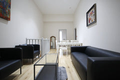 Appartement 3 chambres, tout équipé qui peut accueillir jusqu'à 6 voyageurs. Sit  Rez-de-chaussée 3 chambres. Entire rental unit vacation rental 41026909