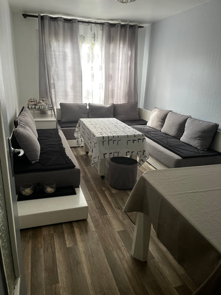 lumineux bien agencé a proximité de tout commerces<br />conviviale et confortabl Paris, France simple et confortable Private room in condo vacation rental 5586120