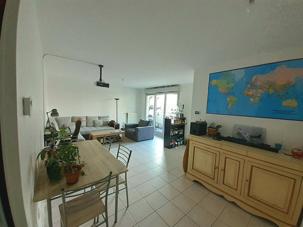 Superbe T3 situé dans Lyon 07, entre les arrêts de Métro Debourg et Jean Macé (l Lyon, France Superbe T3 de 70 m2 très calme et idéalement situé Entire rental unit vacation rental 53288724