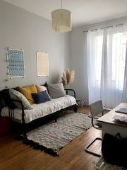 Découvrez Lyon, le quartier de Croix-Rousse et de ses pentes en séjournant dans  Paris, France Grand appartement lumineux au cœur des pentes Entire rental unit vacation rental 52642906