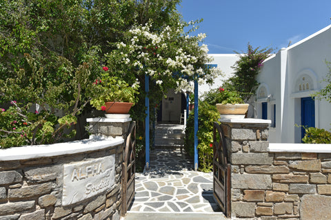 ALPHA- Studios are ideally situated just 300 meters from the Venetian port of Na Greece Double Studio in Naoussa Paros_Alpha Studios Room in hotel vacation rental 28193128