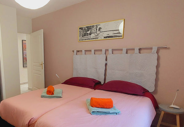 Grand T3 lumineux avec grand balcon, proche Gorge-de-loup et Lyon centre.<br />p  Joli T3 lumineux proche centre Entire rental unit vacation rental 752005722514099062