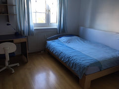 Chambre très calme.<br /><br /><b>The space</b><br />Maisonnette en duplex dans  Vienna, Austria Room in Penthouse / Chambre en duplex Private room in condo vacation rental 24447851