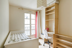 Studio cosy entièrement équipé dans le Marais face au centre Pompidou dans un im Épinay-sur-Seine, France Studio Centre Pompidou Marais Entire rental unit vacation rental 9687280