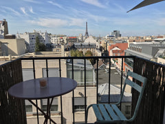 Located between Les Invalides & Montparnasse.<br />Cozy 25m² Studio on the top F Paris, France Studio Montparnasse Eiffel Tower view Entire rental unit vacation rental 28509624