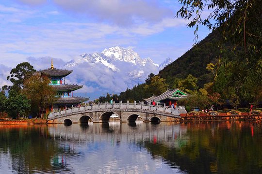 3 Day Private Lijiang City Highlights Tour from Kunming by Bullet Train  Private Tours and Travel Guide Asia Shanghai CITY Kunming Destination Tour