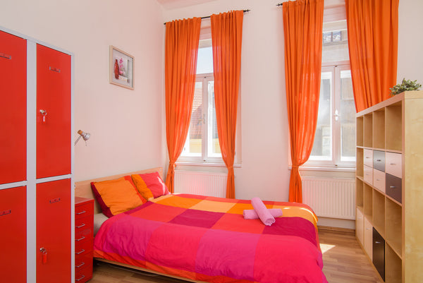 Double bed  (attention! - not a full room, but a bed in the dormitory room) in t Chelyabinsk, Russia Double bed 3-4 in dormitory room for 4 guests Shared room in rental unit vacation rental 20508455