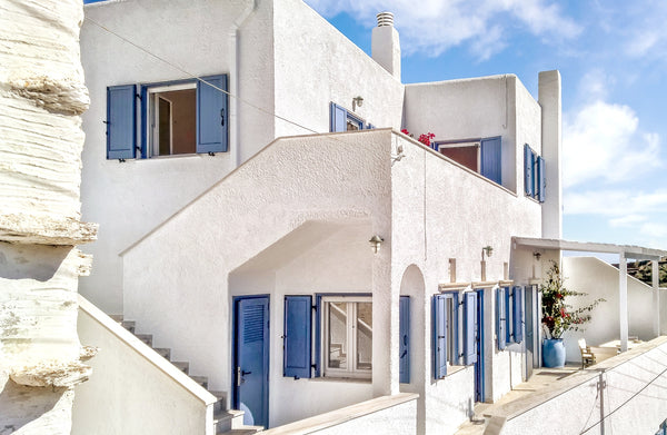 This self-catering villa in Tinos is situated in a tiny Cycladic village(Venarda Tinos, Greece Elegant Cycladic Home in a Tiny Village Cycladic home vacation rental 11924454