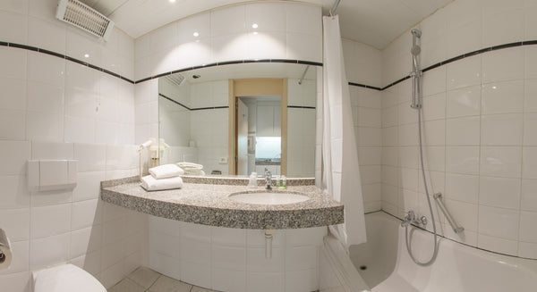 Ce studio, d'une surface de 35 m2, peut accueillir une à deux personnes. Il est  Antwerp, Belgium Studio de 35m2 Room in aparthotel vacation rental 48817011