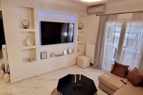 We are looking forward to welcome you in this luxury and spacious apartment righ Eitorf, Germany Luxurious Apartment in the Heart of Thessaloniki Entire condo vacation rental 687371379474034877