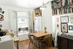 Little parisian flat ( 40 M2) , 5 th floor without elevator in belleville, one m Paris, France Appartement- Atelier Belleville Entire rental unit vacation rental 12891754