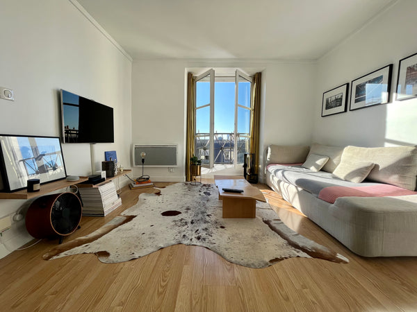 Charming Parisian apartment of 40sqm, in the center of Paris, 2 min walk from Le Paris, France Bright, Quiet & Central Apartment in Paris Entire rental unit vacation rental 10805803