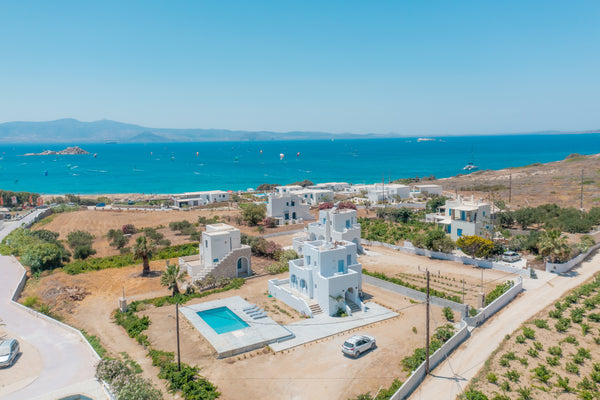 Diamantis cottage is a Cycladic villa which is located just 150m , away from the Naxos, Greece Diamantis kitesurf villa Cycladic home vacation rental 33232026