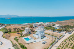 Diamantis cottage is a Cycladic villa which is located just 150m , away from the Naxos, Greece Diamantis kitesurf villa Cycladic home vacation rental 33232026