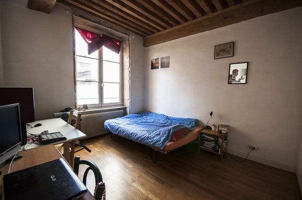 Appartement spacieux et typique des canuts de la Croix-Rousse de 90 m². Grand sa Lyon, France Appartement typique Croix-Rousse Entire rental unit vacation rental 11986877