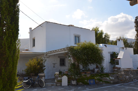 «PAROS TRADITIONAL COUNTRY HOUSE» is a 1930s traditional country house, fully re  Paros Traditional Country House Entire place vacation rental 53476661