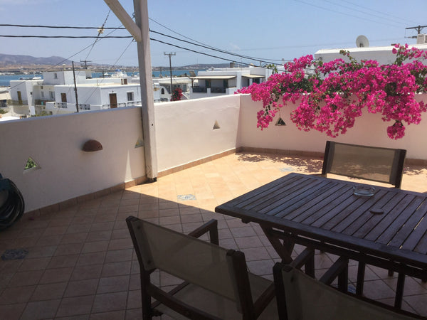 Well-equipped, upper-level two-bedroom apartment with a spacious balcony, locate Paros, Greece Bougainvillea with a View - Antiparos Entire home vacation rental 44431753