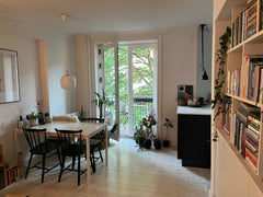 Lys 2-værelses lejlighed centralt beliggende på det charmerende og rolige Freder Frederiksberg, Denmark Lys lejlighed med stor solvendt altan Entire condo vacation rental 670970299177081766
