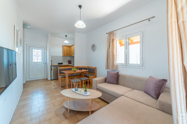 Newly refurbished apartment Ground floor apartment. Fully equipped for all your   Korkidis 4  Fully equipped 1 bedroom apartment Entire rental unit vacation rental 690369338747912490