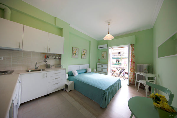 It is a small synny, quiet appartment, on the fourth floor, very quiet neihgborh Athens, Greece romantic sunny cosy app.tment completely renovated Entire rental unit vacation rental 14018934