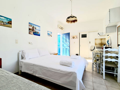 Lovely studio up to 3 people, just 5-10 minutes walk from shops, beach and the c Ko Pha-ngan Sub-district, Thailand Newly published listing! Lovely studio, in Aliki Entire rental unit vacation rental 51478871