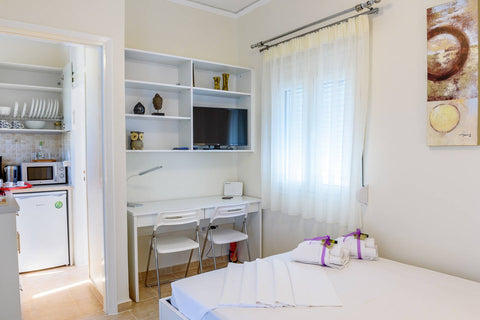 A cute modern flat, located in Ampelokipoi, a real Athenian neighborhood, the pe Athens, Greece Lovely Petit Studio in Athens Entire rental unit vacation rental 19977002