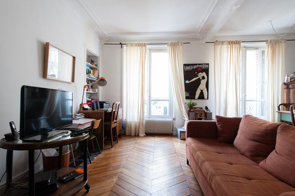 Double bedroom, in a beautiful et warm flat. Every tourist destination ( Champs  Paris, France Double bedroom near the park Private room in rental unit vacation rental 4642666