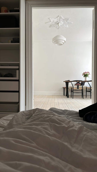 Stuelejlighed beliggende 5 minutters cykeltur fra centrum og blot 500 meter fra  Copenhagen, Denmark Charmerende lejlighed tæt på byen og smuk natur Entire condo vacation rental 614465880495874196