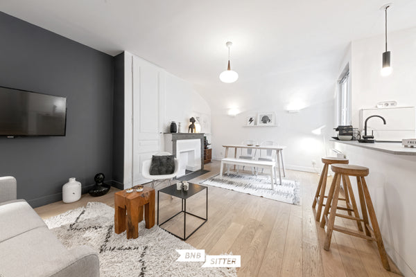Welcome to the heart of Lyon, 2 steps from Bellecour and Part-Dieu, in this 2 ro Lyon, France Cosy flat 2rooms supercentral Rhône river bank Entire rental unit vacation rental 10199910