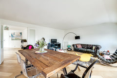 Superbe appartement central avec tous commerces et métros/bus à proximité immédi Paris, France Superbe appartement dans le centre de Paris Entire rental unit vacation rental 8725698