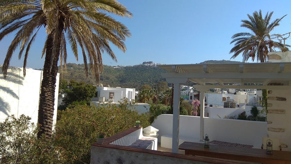 En Patmo Villa is centrally located just 3 minutes away from the square and harb Greece En Patmo Villa (up to 12 persons) Entire townhouse vacation rental 48893248