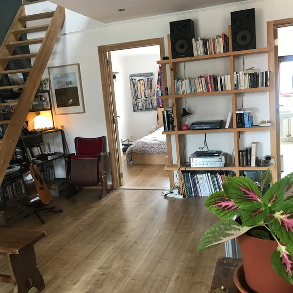 Profitez d'un logement à 5 mn de la gare du midi avec une grande terrasse et une  Petit cocon bruxellois Entire rental unit vacation rental 654743276246554738