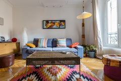 Appartement refait à neuf dans un immeuble ancien en plein cœur de Paris, 2 pièc Bordeaux, France Lovely flat in new Paris Brooklyn Entire rental unit vacation rental 18063655