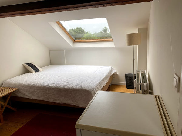 Chambre lumineuse et agréable, située à Uccle (Bruxelles), dans une rue très cha Uccle, Belgium Floride de Bruxelles Entire rental unit vacation rental 51012106