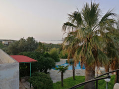 An apartment in the middle of nature with easy access and awesome view, only few  Chloe, 1-bedroom place with lovely  view Entire rental unit vacation rental 53339262