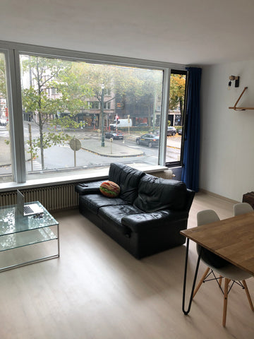 Beautiful flat full of light in the prestigious Avenue Louise. The flat has 1 ni Liège, Belgium Beautiful flat in the prestigious Avenue Louise Entire rental unit vacation rental 45593304