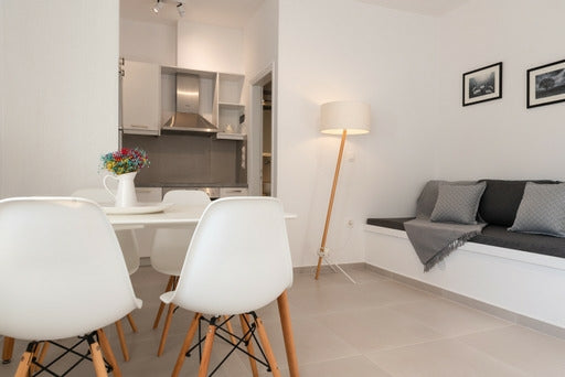 A holiday apartment with landscaped garden, located in a countryside area near   Greece Countryside apartment near the beach - Andrielos3 Entire rental unit vacation rental 11919945