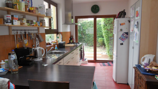 HOUSE 3 ROOMS WITH GARDEN<br /> rue de Nieuwenhove, 1180 Bruxelles (Uccle)<br /> Brussels, Belgium 3 room house with garden! Entire home vacation rental 1938833