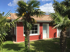 Nous vous accueillons en plein centre de Pessac dans notre studio de jardin de 1 Pessac, France Studio Pessac centre Tiny home vacation rental 24708129