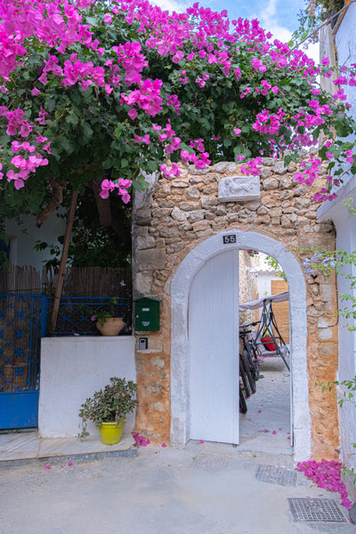 Enjoy the simple things in this peaceful, cute and clean accommodation in the ce Archanes, Greece The Venetian Walls 'Central House-Charmy & Cheap' Entire townhouse vacation rental 667866229587336361