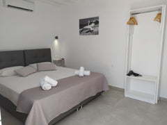 Cool and cozy, Newly built Mykonian apartment With garden entrance. Protected fr Greece Nikolas house close to Mykonos Town no4 Entire rental unit vacation rental 43911368